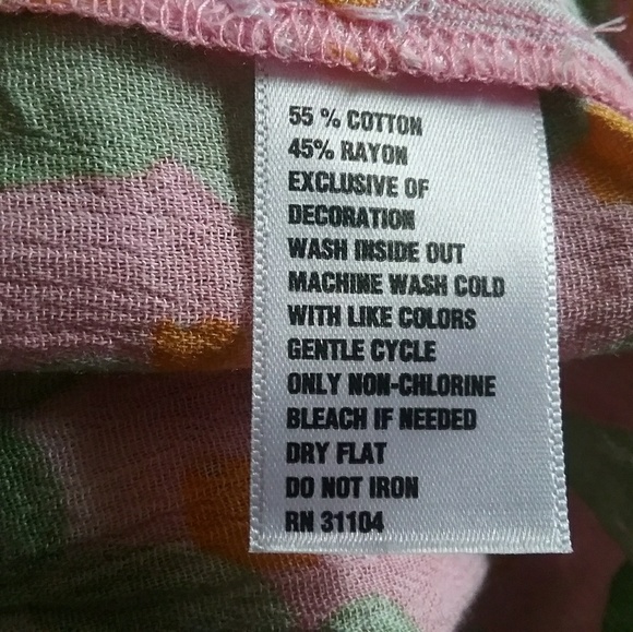 Crown & Ivy Pink and Green Watercolor Print Top - Picture 6 of 6